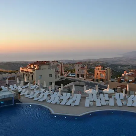Akamas Health Farm &