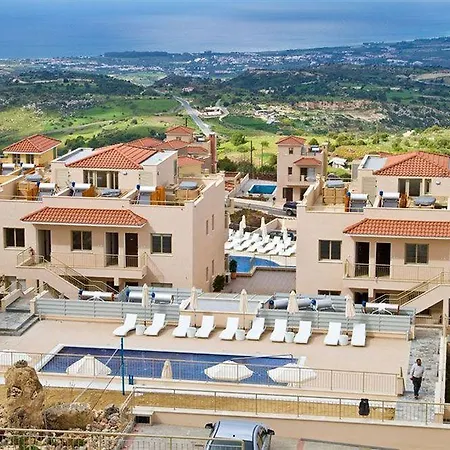 Akamas Health Farm & Aparthotel 3*