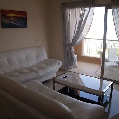 Aparthotel Akamas Health Farm &