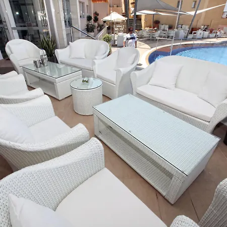 Akamas Health Farm & Aparthotel